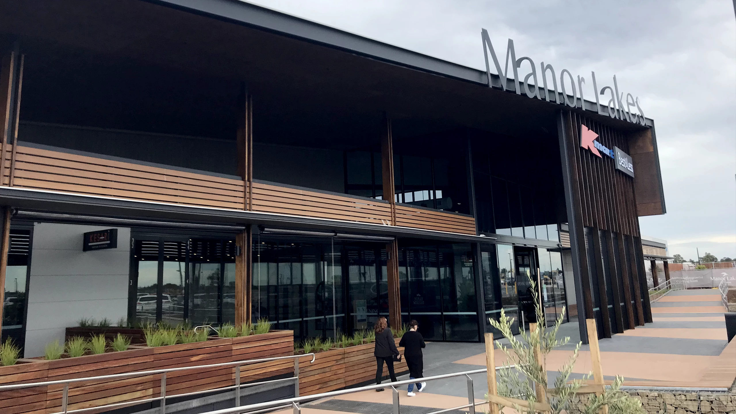 Manor Lakes
